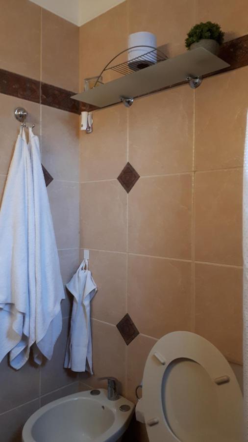 Comoda Casa Con Inmejorable Ubicacion Y Servicios Villa Fray Bentos Bagian luar foto